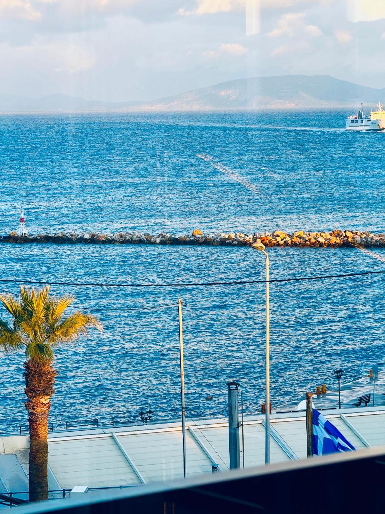 Apartament Blue Horizon Gem On The Port Rafína Zewnętrze zdjęcie