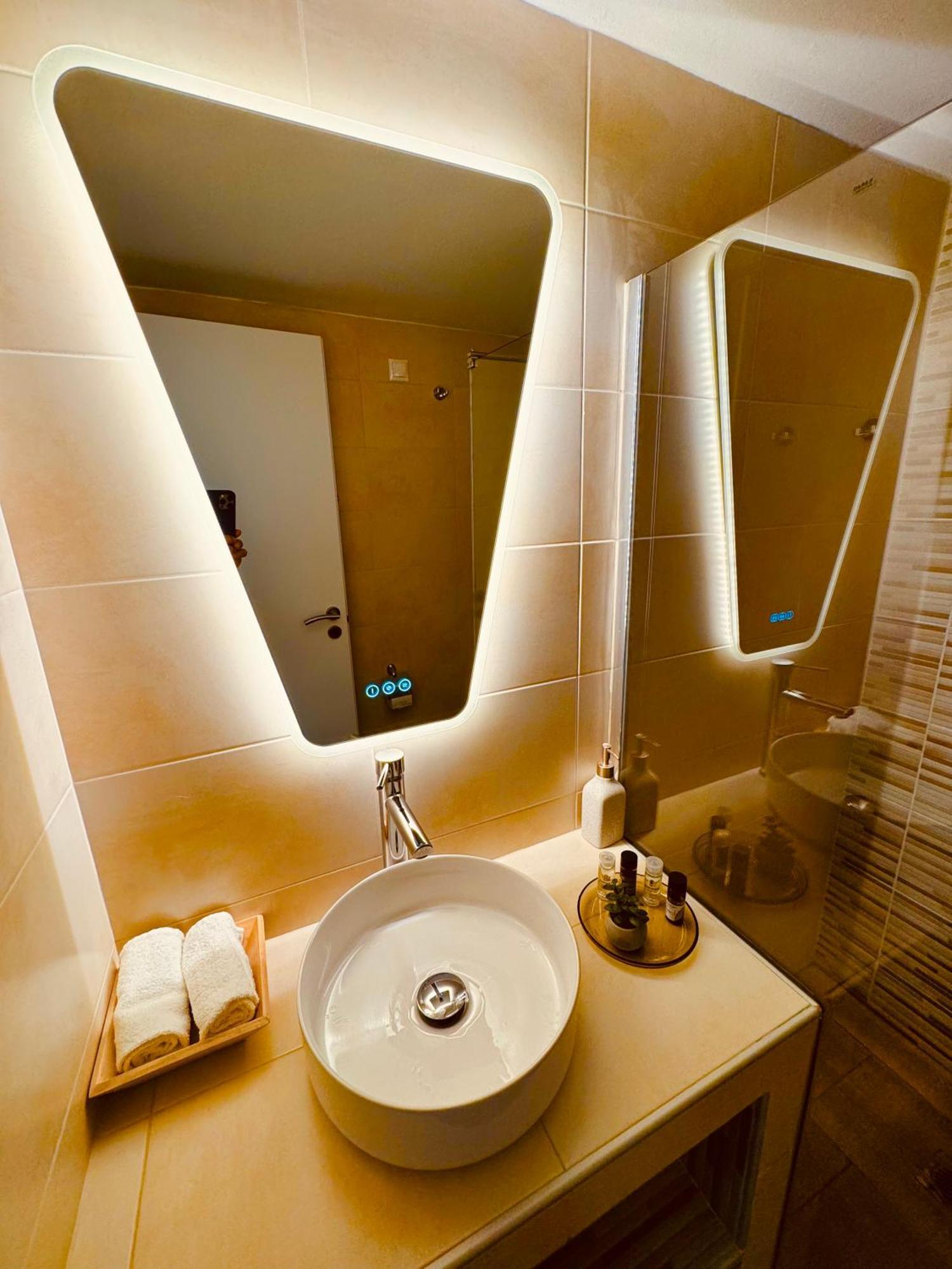 Apartament Blue Horizon Gem On The Port Rafína Zewnętrze zdjęcie
